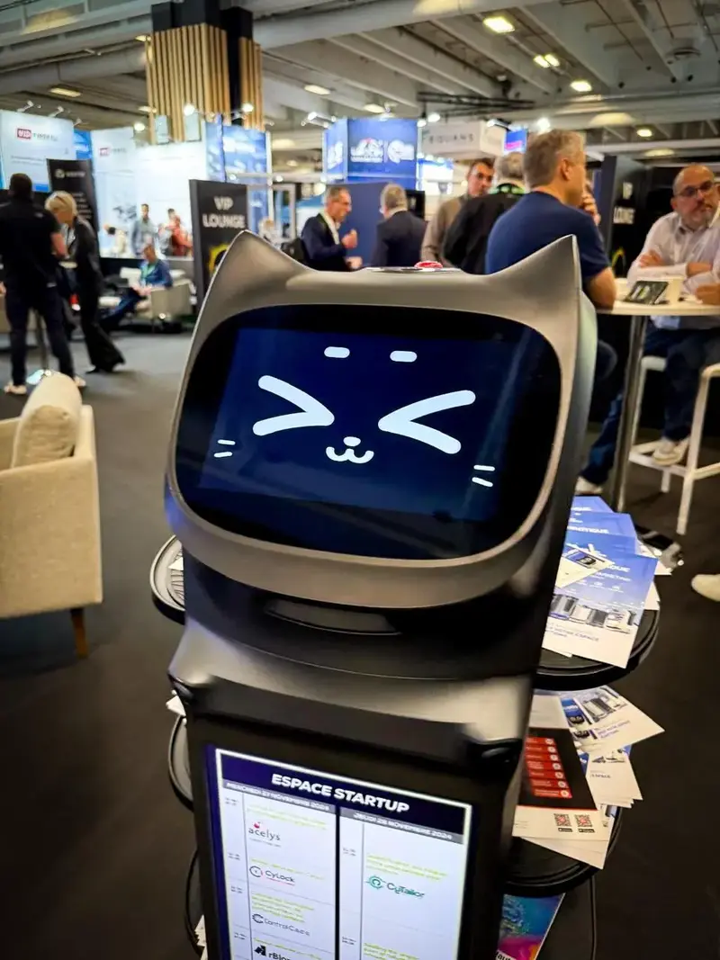 BellaBot Pro robot